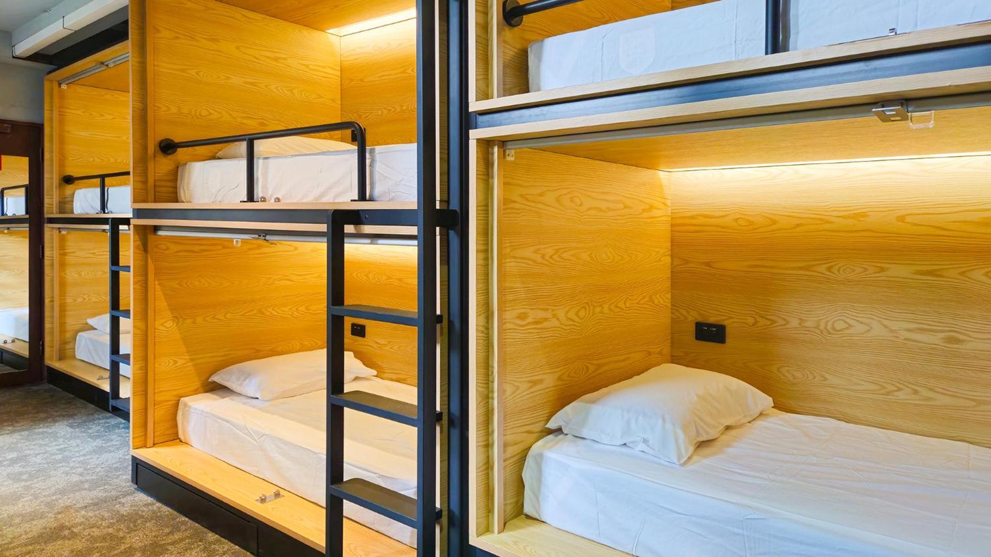 The Capsule Hotel Сидней Экстерьер фото